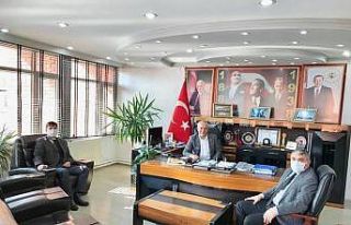 Yüksek gerilim hattı ve elektrik besleme hatlarıyla...