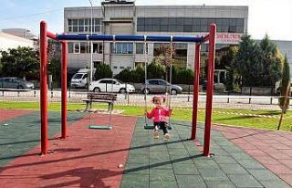 Yunus Emre’ye çifte park