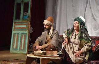 Yunusemre Kent Tiyatrosu izleyicilerden tam not aldı