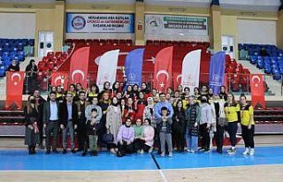 Yurtlar arası voleybol şampiyonu Mahpeyker Sultan...