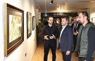 "Yüzde Yüz Desen" resim sergisi