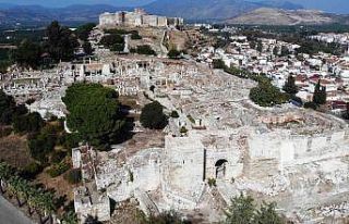 100 yıldır kazı yapılan kilisede Roma İmparatoru...