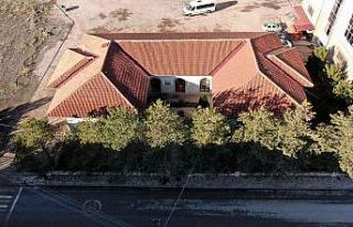 109 yıllık bina sayılı tarihi kütüphaneler arasında