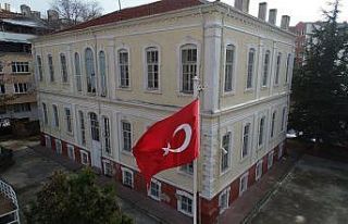 115 Yıllık tarihi okul binasının restorasyon çalışmaları...