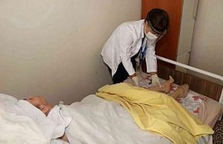 1 yılda 1090 kişiye hasta refakatçi eğitimi verildi