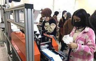 2 yılda 2 milyon maske üreterek 400 bin lira ciro...