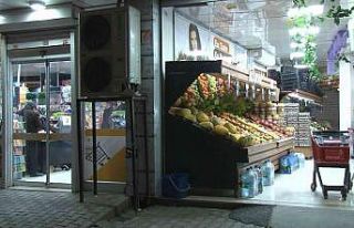 3 kadın hırsız marketten çaldıkları yaklaşık...