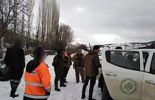 6 kaçak avcı tüfekleri ile yakalandı