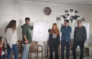 6 ülkenin gençlik çalışanı Diyarbakır’da...