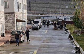 8. kattan düşen temizlik görevlisi hayatını kaybetti