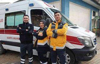 Acil Sağlık ekipleri, yaşamla ölüm arasındaki...