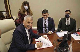 Adana ile Çimkent kardeş şehir oldu