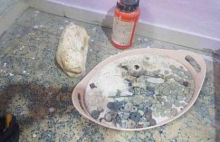 Adana’da paha biçilemez tarihi eserler ele geçirildi