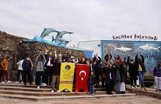 Afrika’dan geldiler, Deniz Dünyası’nı gezdiler