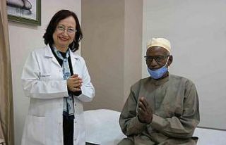 Afrikalı hasta şifayı Eskişehir’de buldu