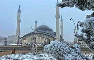 Ağrı’da kış manzarası göz kamaştırıyor