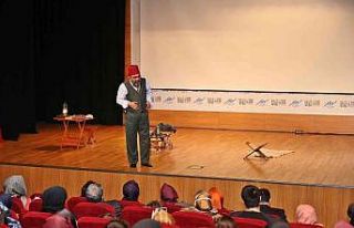 Ahmet Yenilmez, İstiklal Şairi Mehmet Akif Ersoy’u...