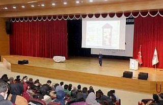 AİÇÜ’de “Afet farkındalık eğitimi” verildi