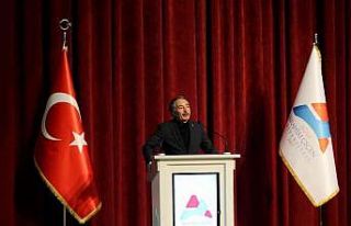 AİÇÜ’de “Kimlik Aşısı” konferansı düzenlendi