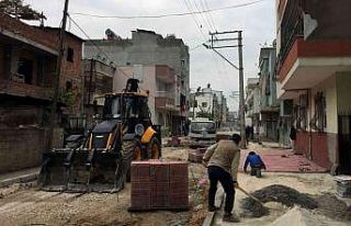 Akdeniz’de yol çalışmaları aralıksız sürüyor