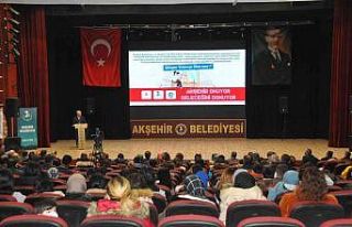 ‘Akşehir Okuyor Geleceğini Dokuyor’ projesi...