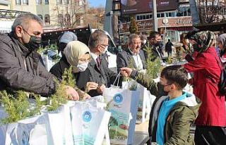 Akyurt Belediyesi’nden 5 bin fidan
