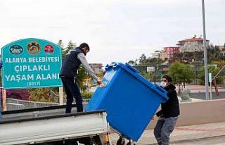 Alanya’da 150 adet sıfır atık konteyneri dağıtıldı
