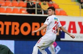 Alanyaspor maçının adamı Kerem!