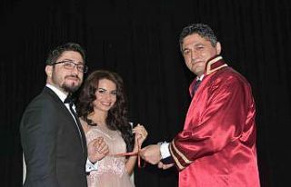 Aliağa’da 11 ayda 658 çift mutluluğa imza attı