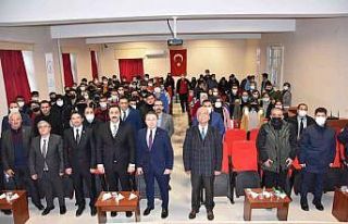 ALKÜ Rektörü Kalan, liseli öğrencilerle bir araya...
