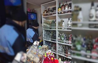 Altınova’da tekel bayilerine içki denetimi