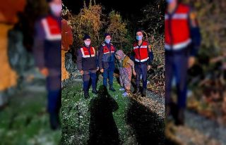 Alzaymır hastası kayıp kadın jandarma tarafından...