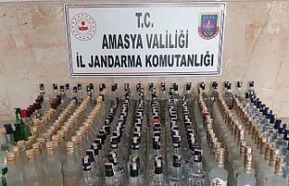 Amasya’da 230 şişe kaçak içki ele geçirildi