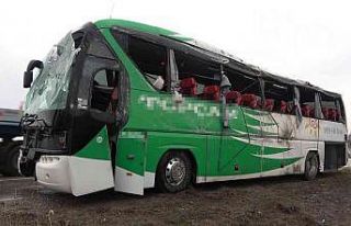 Amasya’daki otobüs kazasında muavinin şoförü...