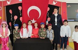 Anaokulu öğrencileri, Vali Memiş’ten oyuncak...