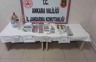 Ankara’da iki uyuşturucu operasyonunda 3 kişi...