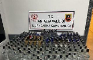 Antalya’da 236 litre sahte bandrollü alkol ele...