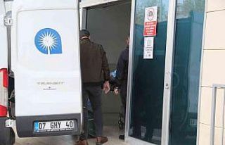 Antalya’da 3 aylık bebeğini darp ederek öldüren...