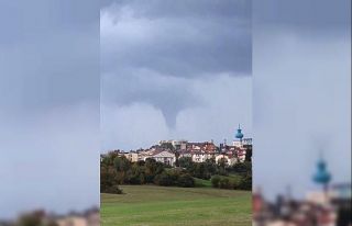 Antalya’da denizde dev hortum oluştu