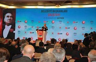 Aras, CHP çalıştayına katıldı