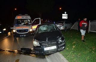 Aynı yönde seyir halindeki otomobillerin kazası...