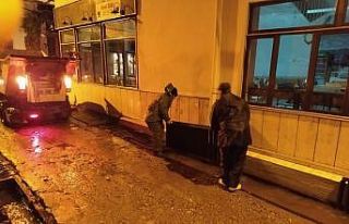 Ayvalık Belediyesi ekipleri her koşulda her an sahada