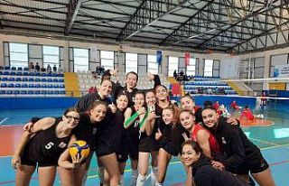 Ayvalıklı kızlar Havran Belediyespor’u namağluptan...