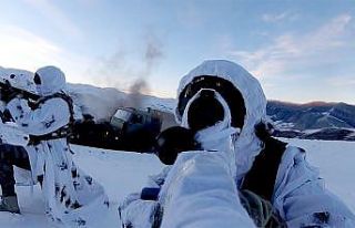 Azerbaycan komandolarından zorlu tatbikat