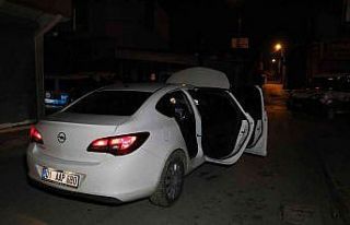 Babasının aracını çaldı, polislerin ‘dur’...