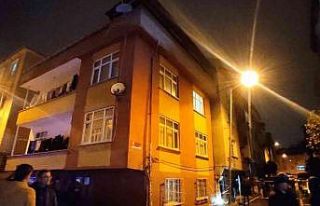 Bağcılar’da çökme tehlikesi olan iki bina boşaltıldı