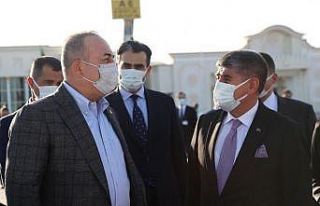 Bakan Çavuşoğlu Katar’da