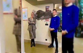 Bakan Ersoy’un eşi Pervin Ersoy o haritayı ofisine...