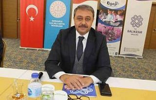 Balıkesir Valisi Şıldak Burhaniye’de eğitimcilerle...