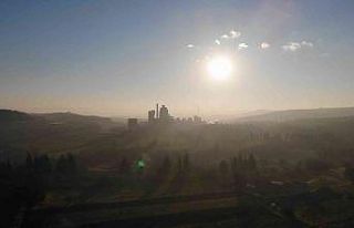 Balıkesir’i kar yerine sis bastı